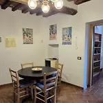 Il Castello Di Monteggiori