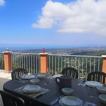 Il Castello Di Monteggiori בית נופש קמאיורה