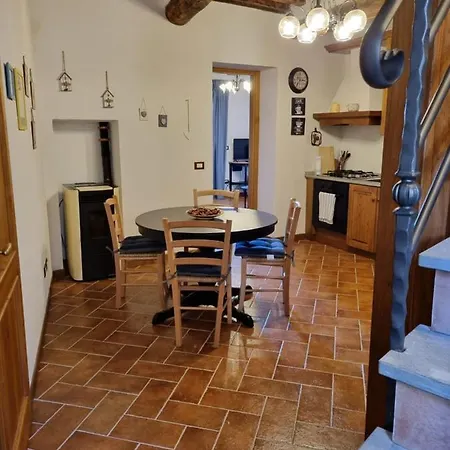 Il Castello Di Monteggiori * Camaiore