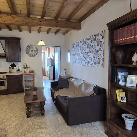 Il Castello Di Monteggiori בית נופש *