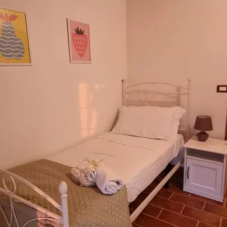 בית נופש Il Castello Di Monteggiori קמאיורה